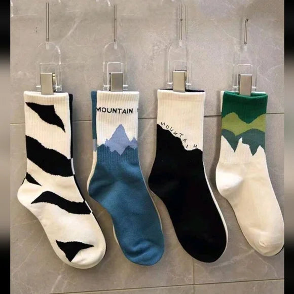 Mountain Themed Design Ankel Length Socks (Pack of 10-Pairs)